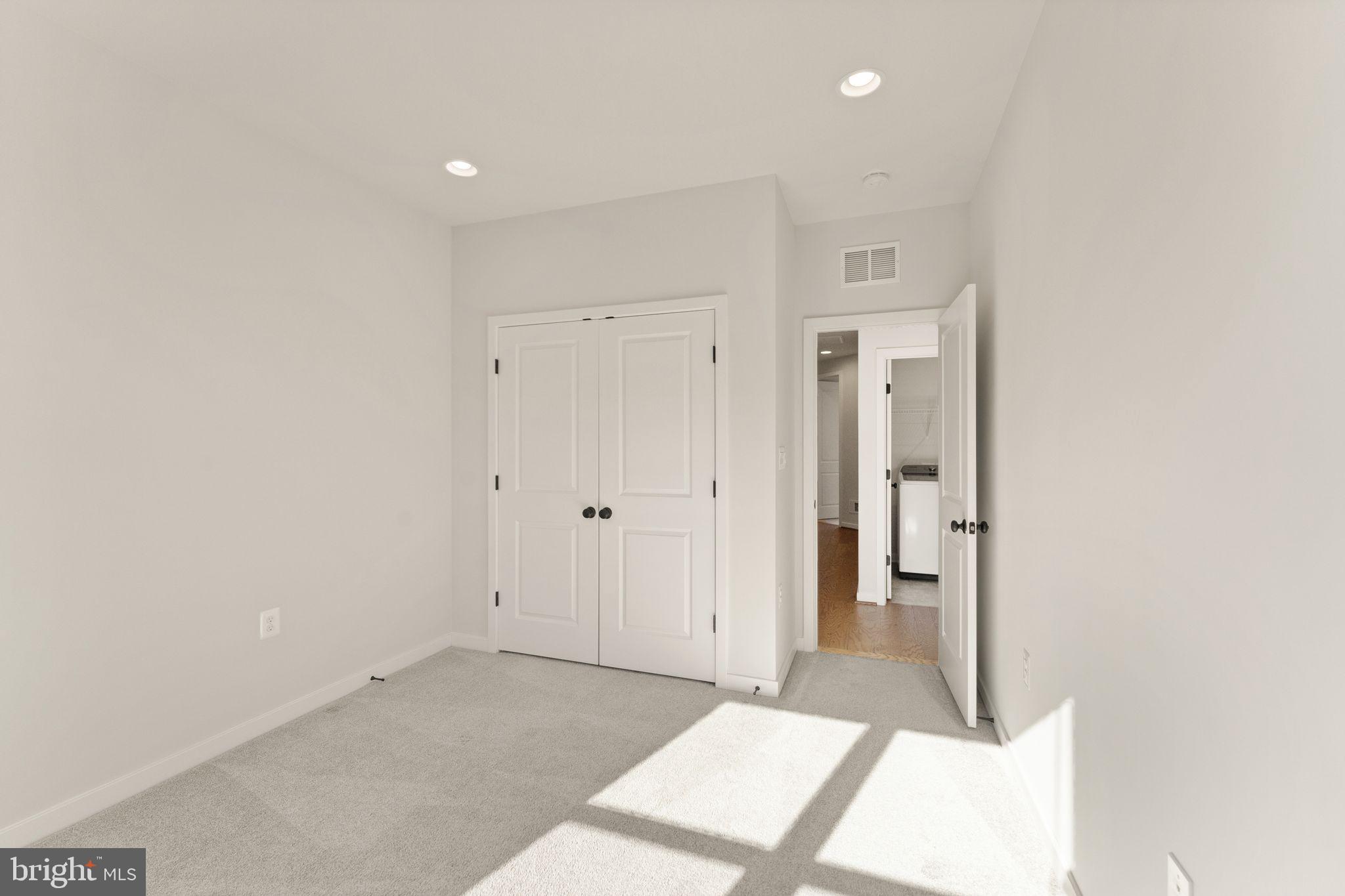 BRAMBLETON - Residential Lease