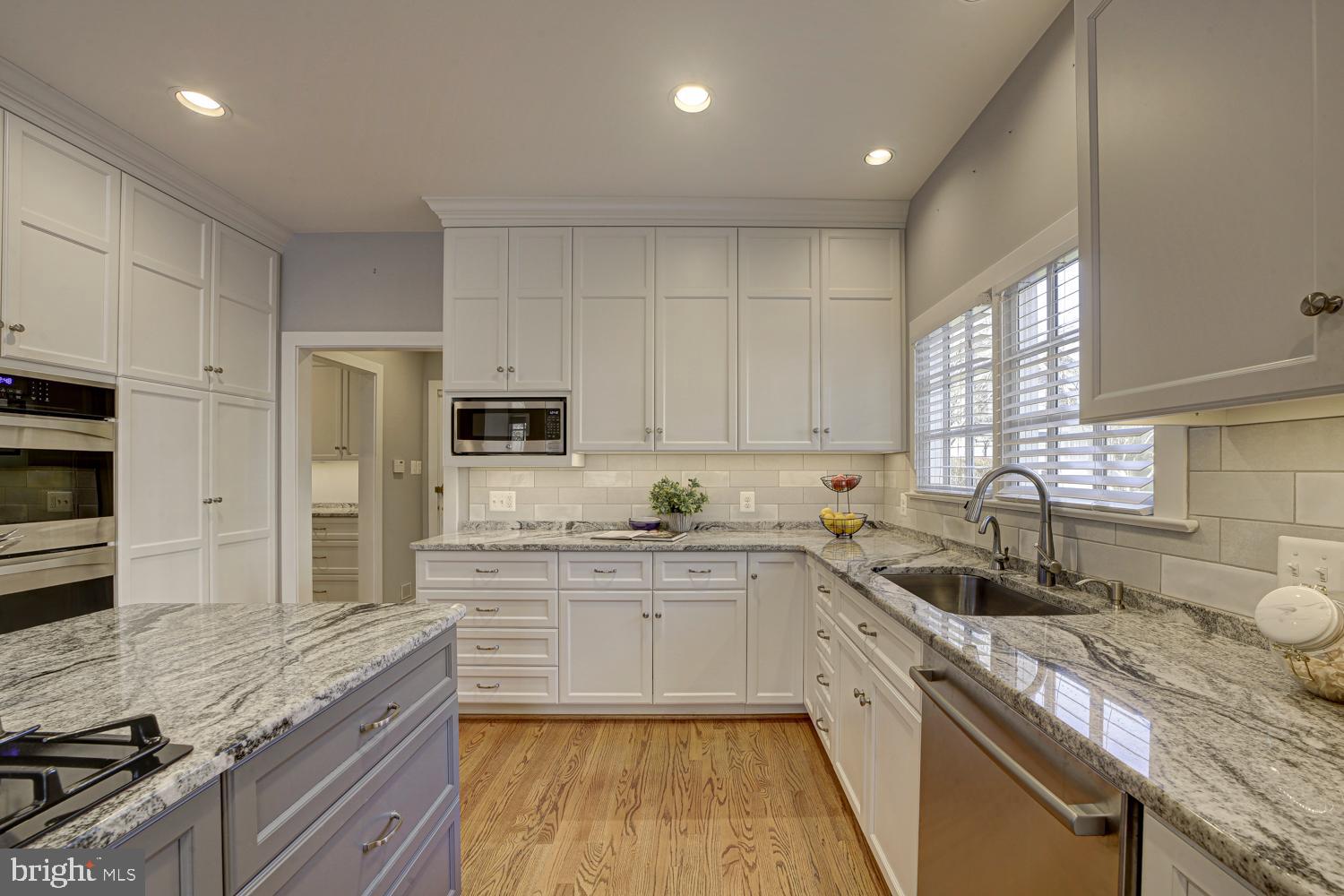 INVERNESS FOREST - Residential