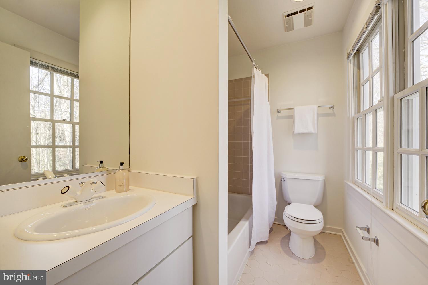 INVERNESS FOREST - Residential