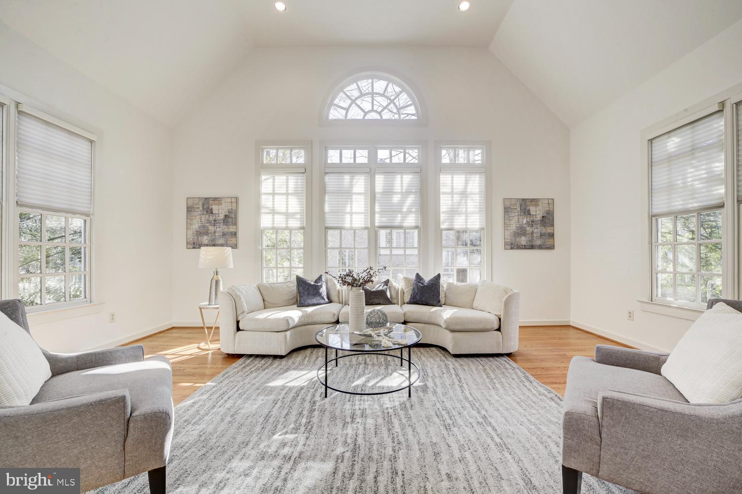 INVERNESS FOREST - Residential