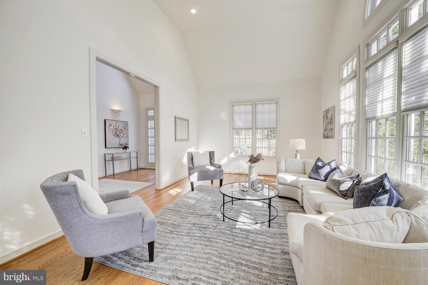 INVERNESS FOREST - Residential