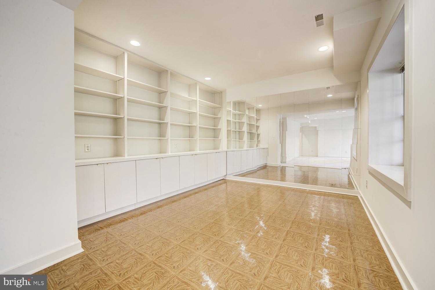 INVERNESS FOREST - Residential