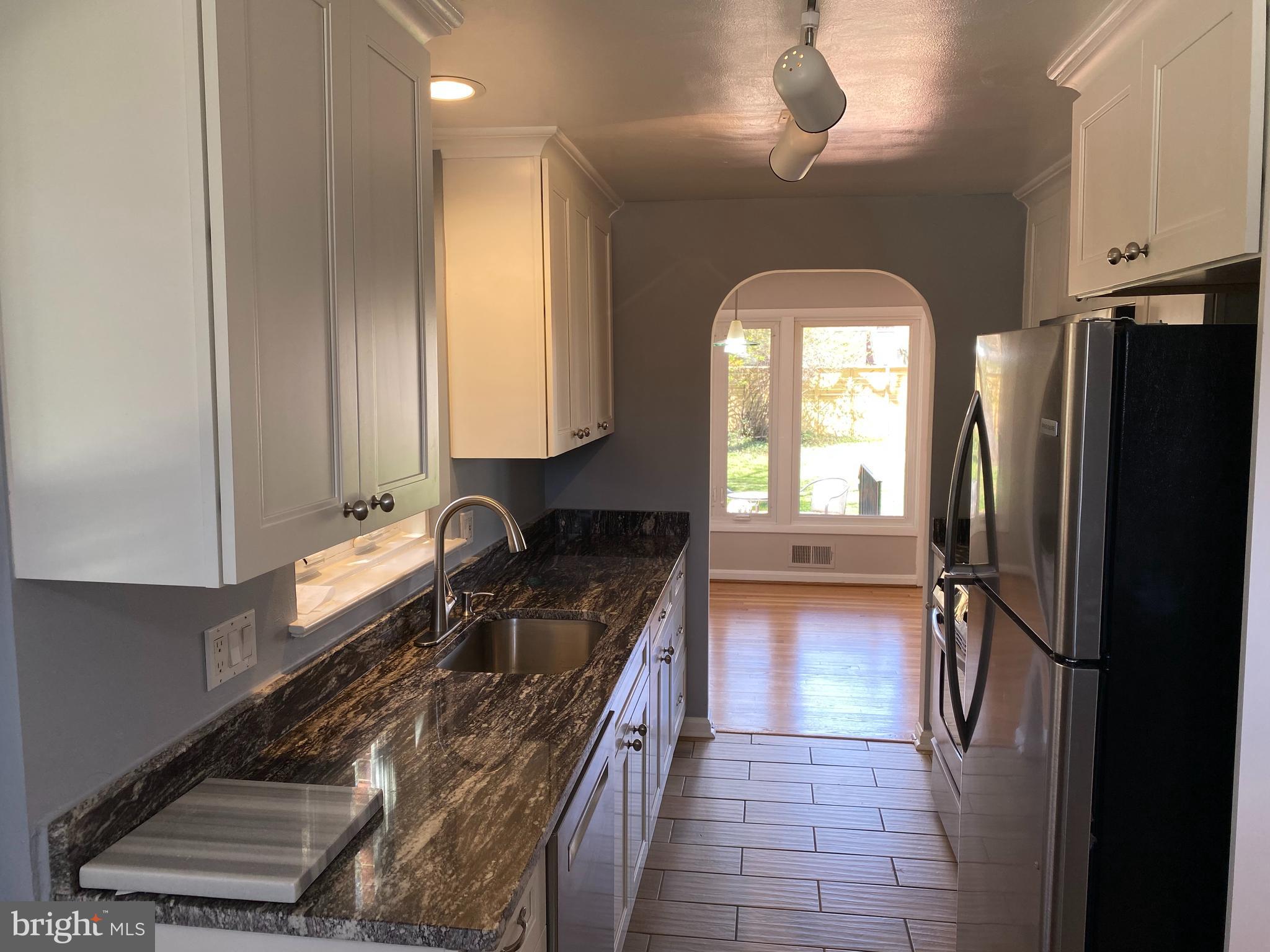 HOLMES - Residential Lease