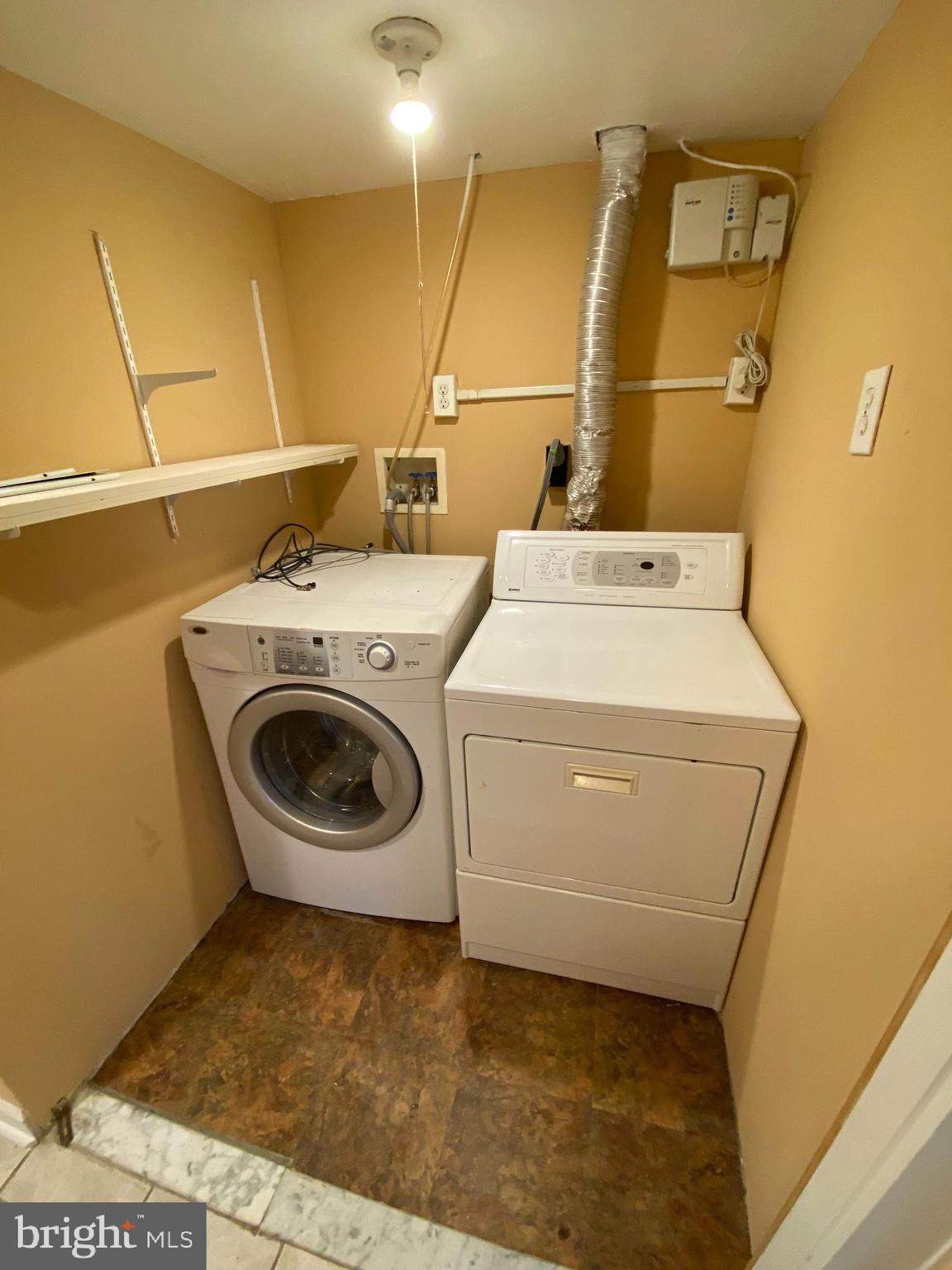 HOLMES - Residential Lease