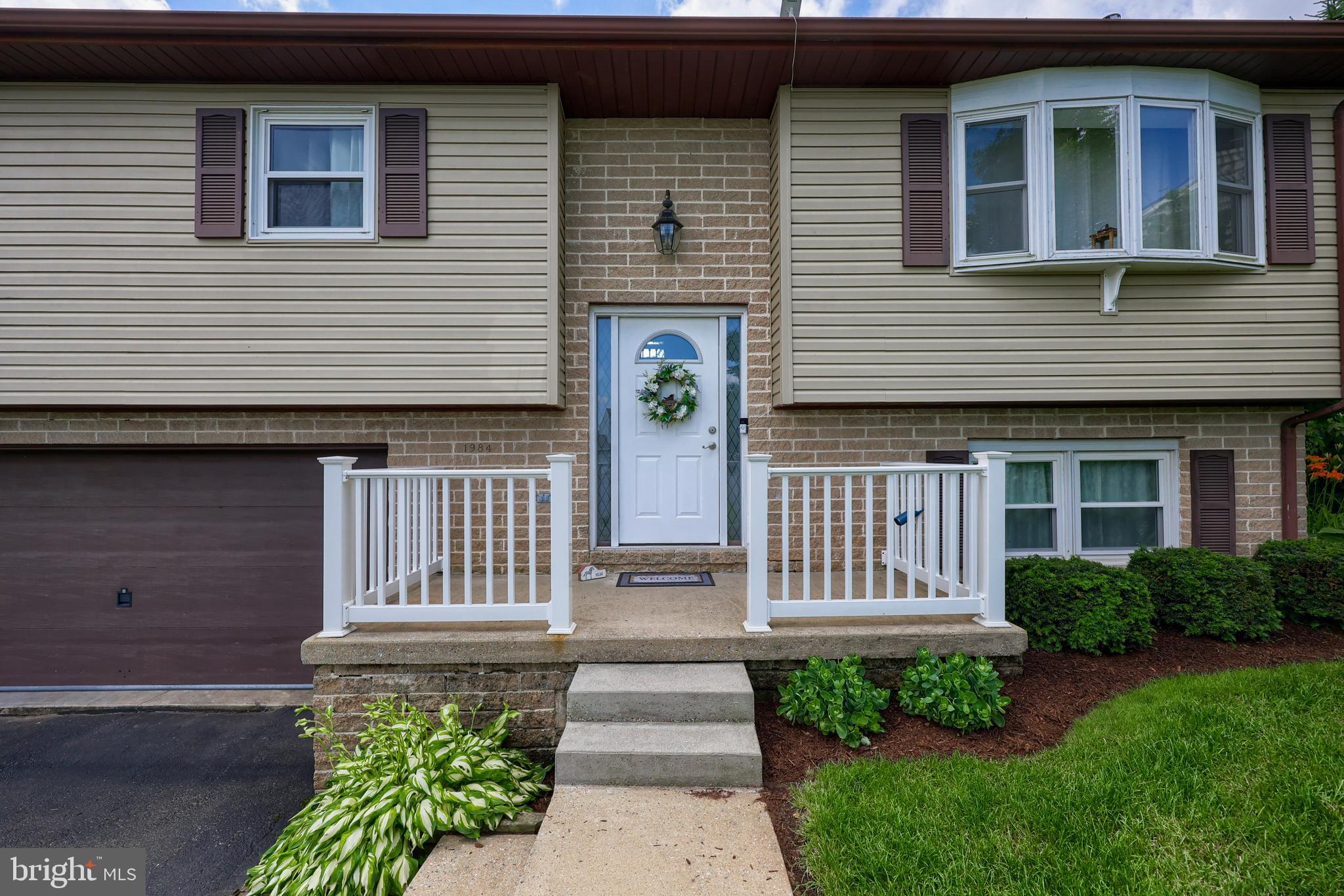 412 BUTTERCUP DRIVE