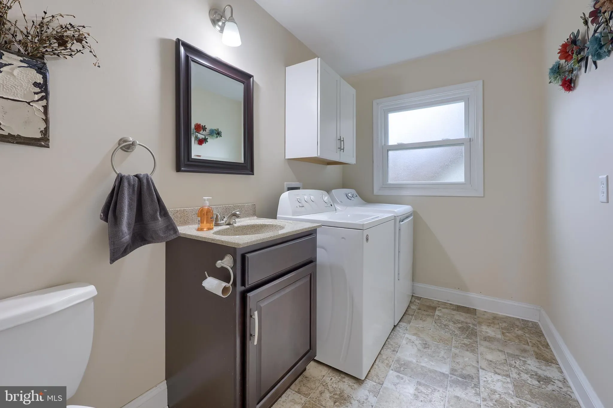 Ephrata, Pennsylvania 17522, United States, 3 Bedrooms Bedrooms, ,2 BathroomsBathrooms,Residential,Pending,153132