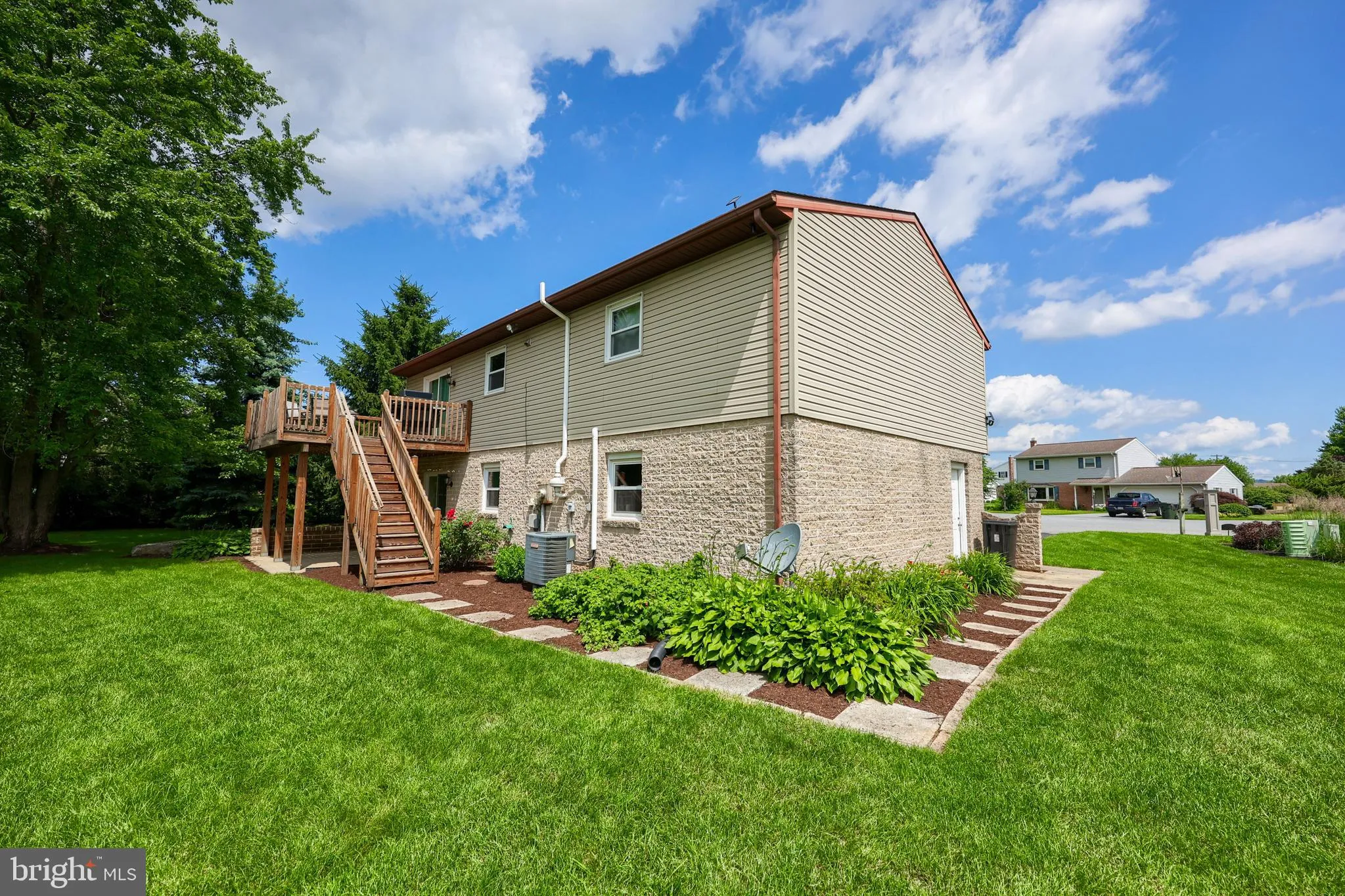 Ephrata, Pennsylvania 17522, United States, 3 Bedrooms Bedrooms, ,2 BathroomsBathrooms,Residential,Pending,153132