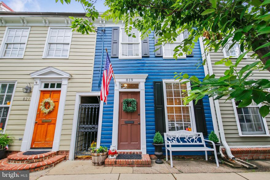 PRICE REDUCED $25K!  All Old Town has to offer. Rich in history with modern conveniences; close to shops and restaurants; walk to Metro. Historians say the home was built in the Early Italianate style around the time of the Civil War. Features include: wood-burning fireplace, recessed lighting, back garden with parking space, stainless steel appliances, original floors upstairs.