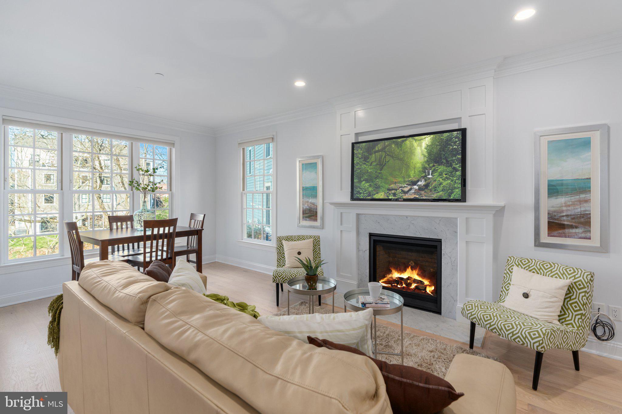 CANAL STREET - Residential