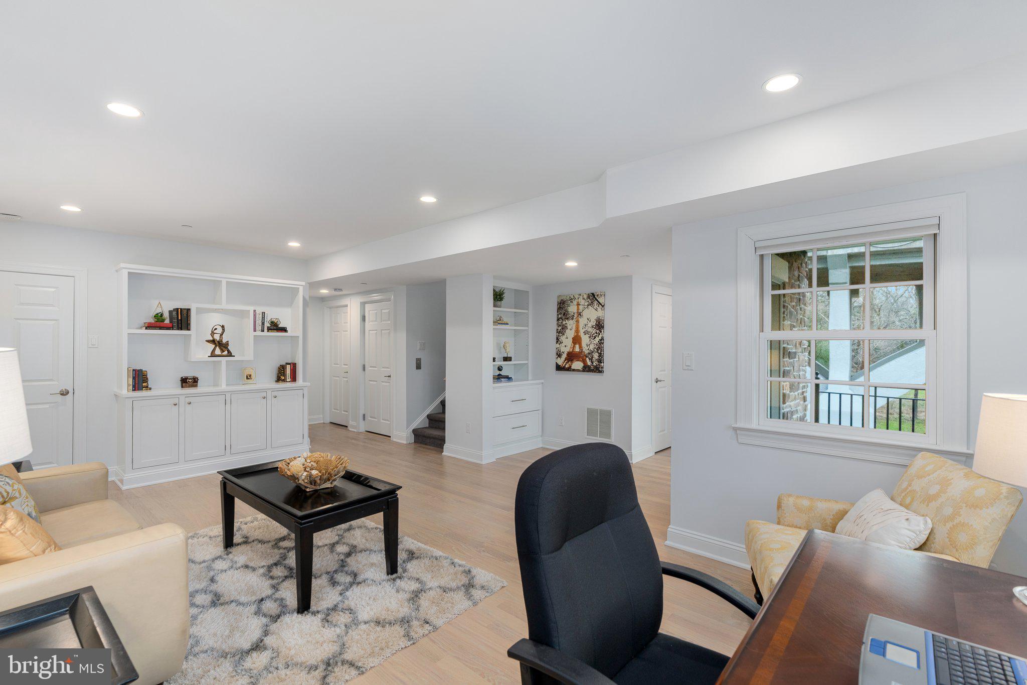 CANAL STREET - Residential