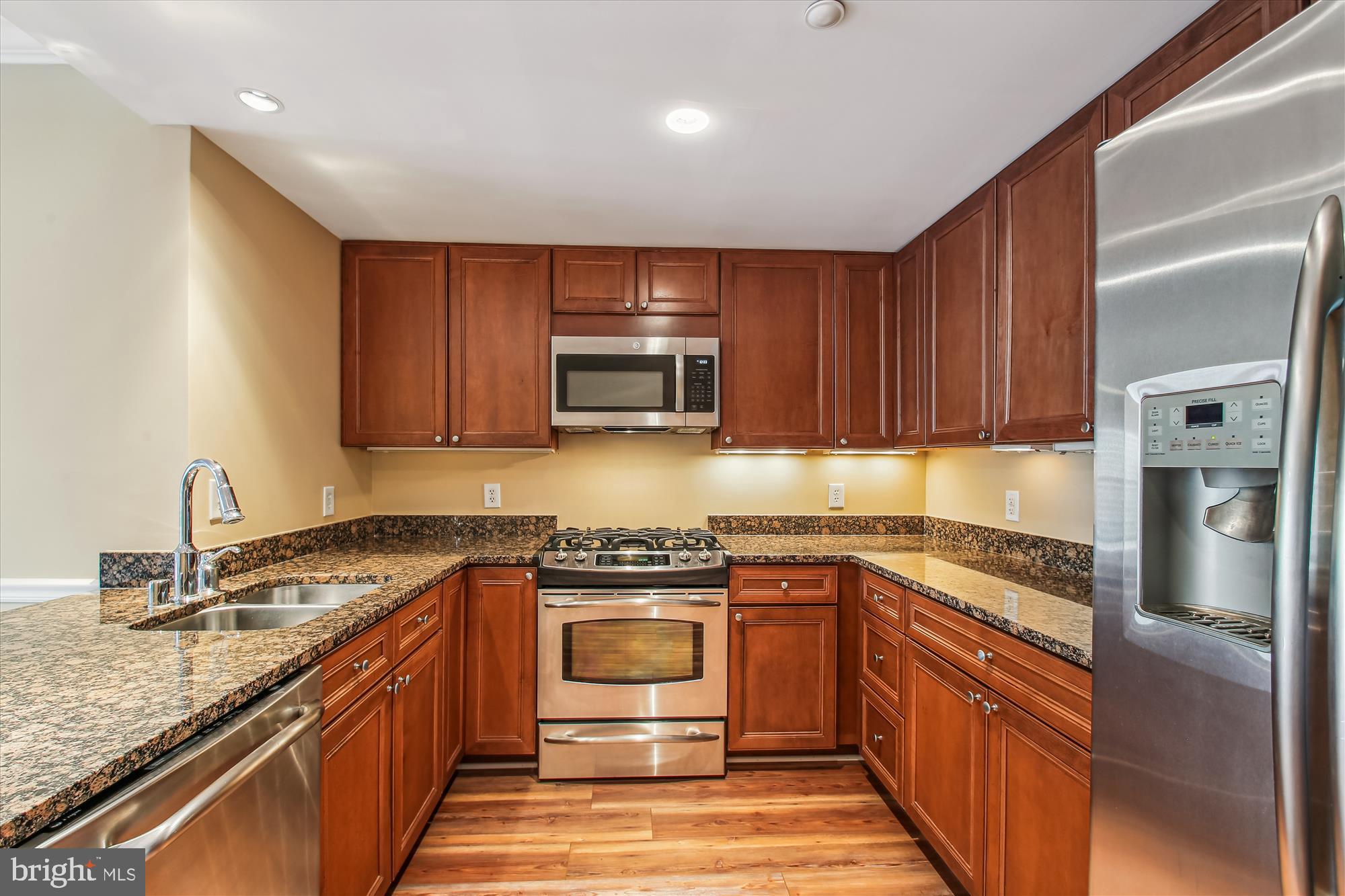 5 PARK PLACE 430