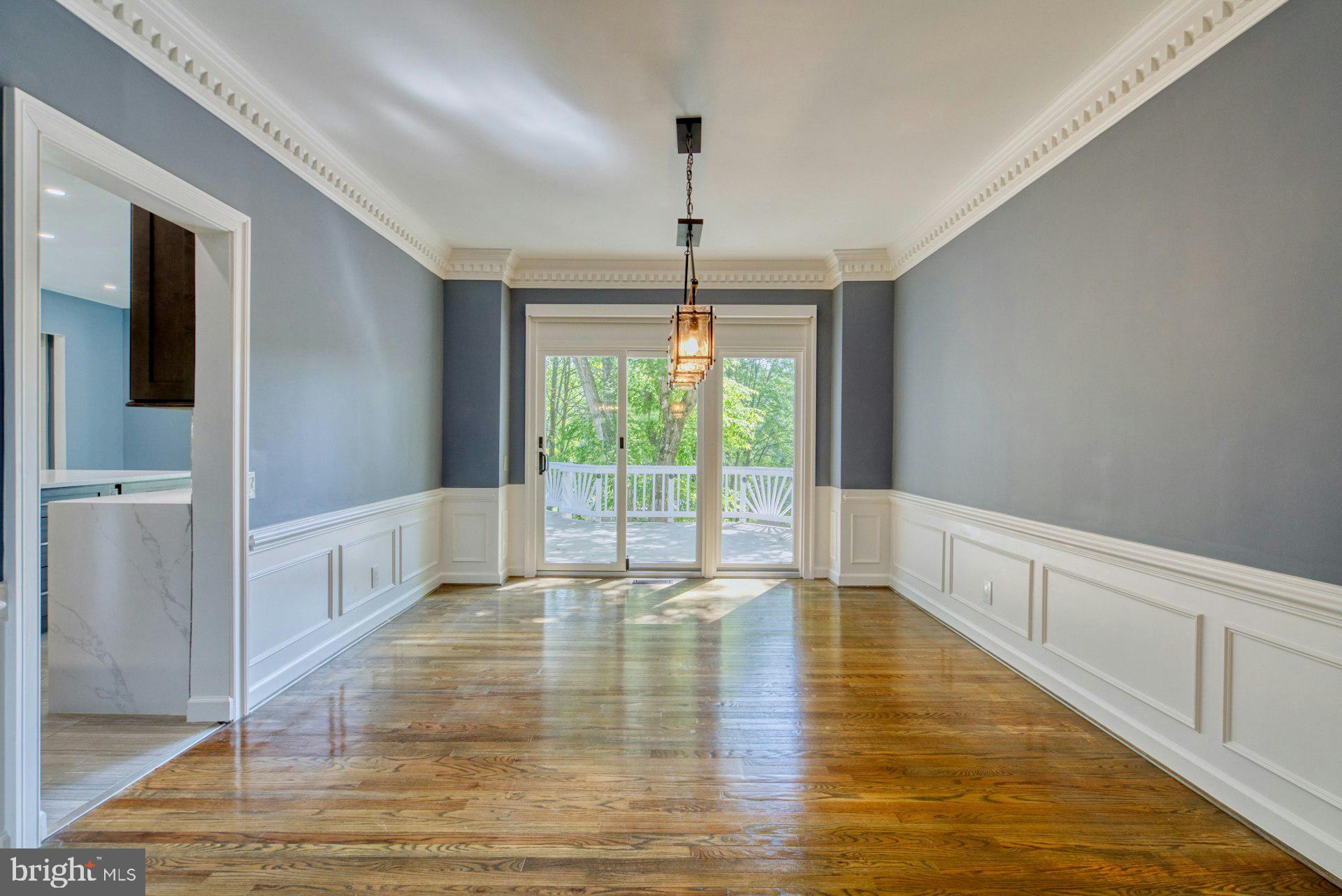 CHAMPION LAKE - Residential