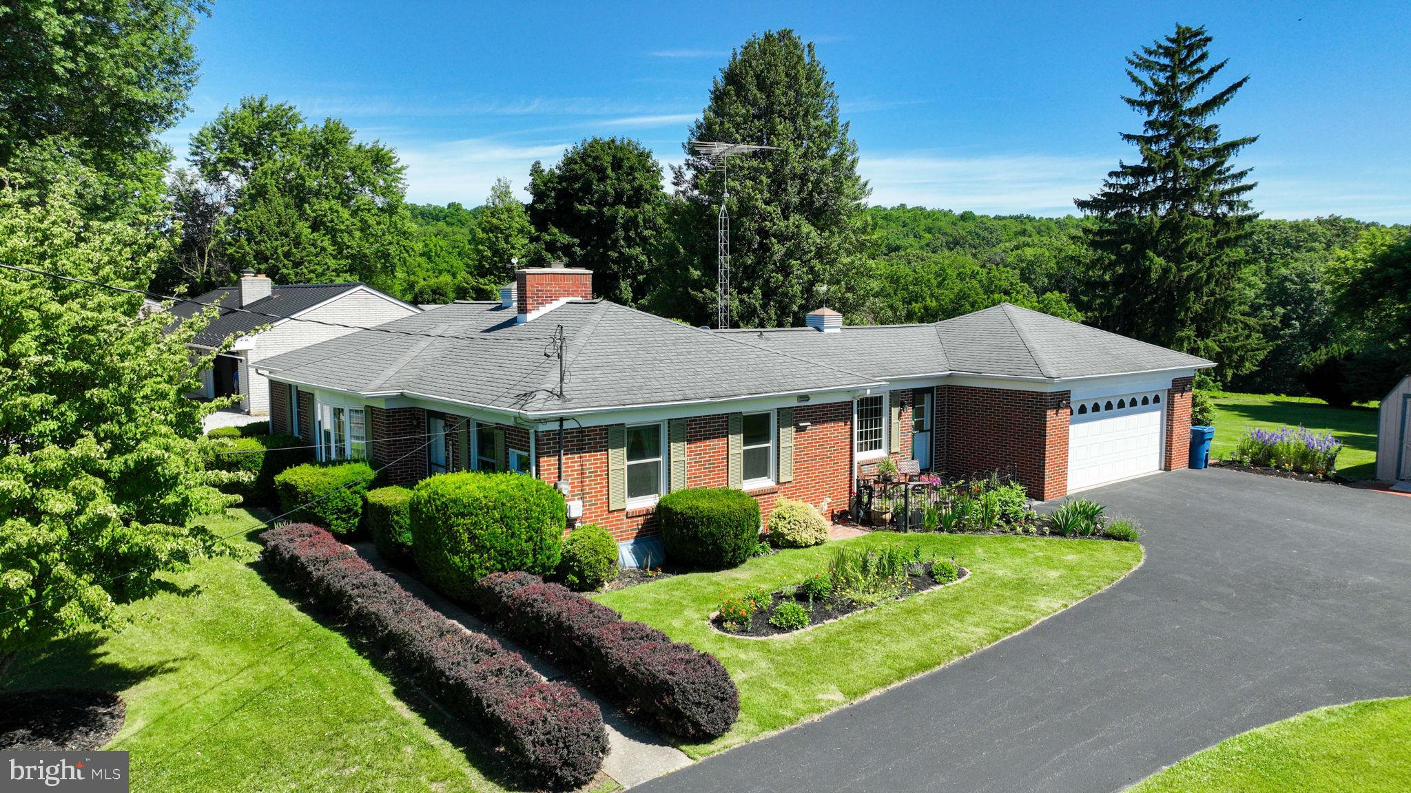 2127 JEFFERSON ROAD