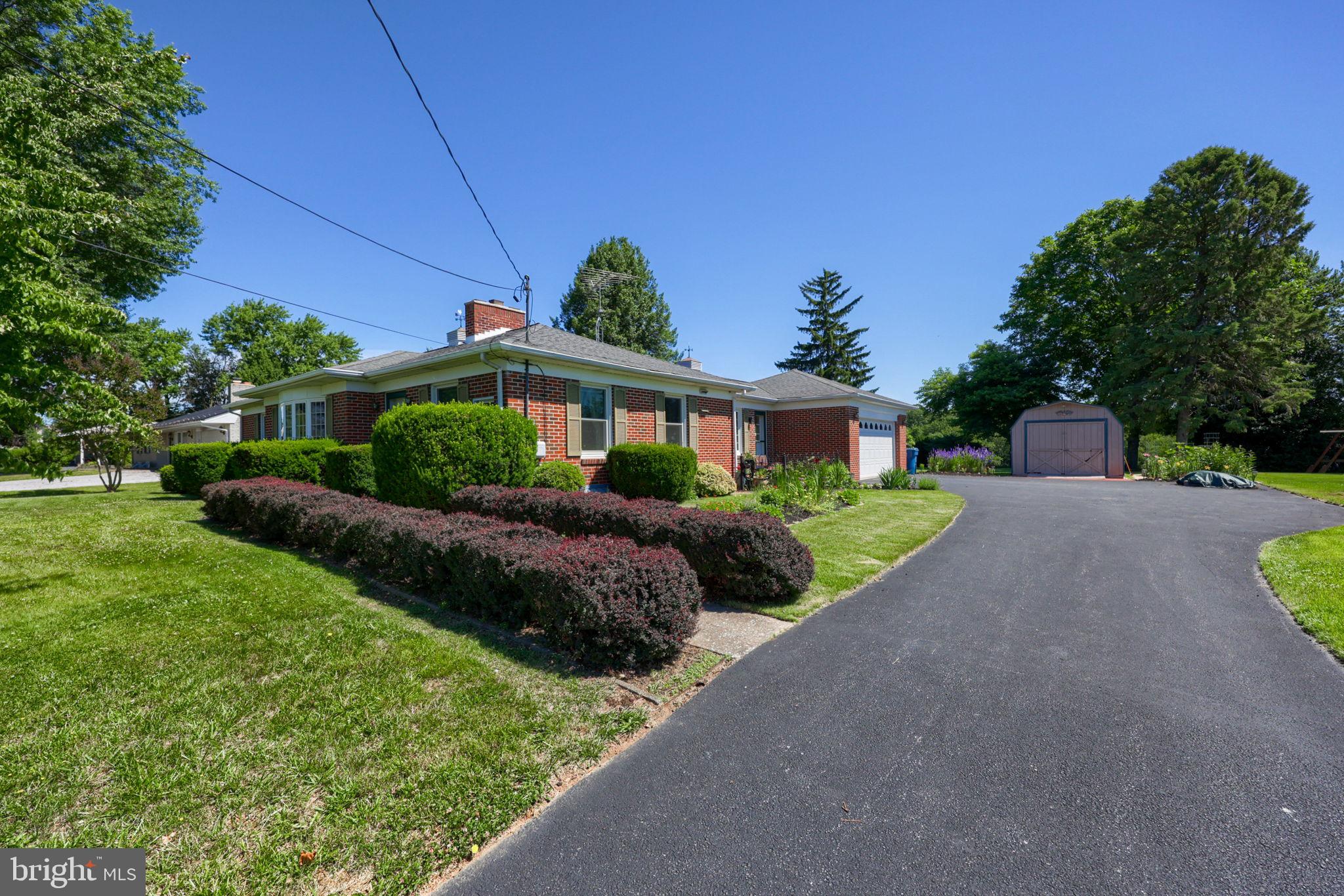 2127 JEFFERSON ROAD