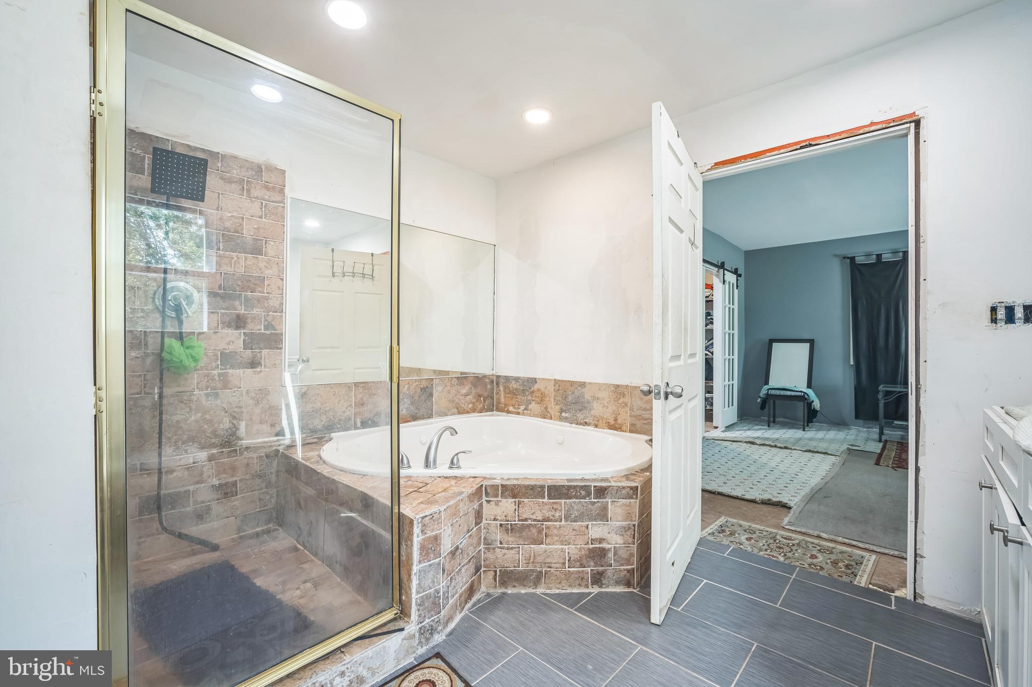 LOCH LOMOND - Residential