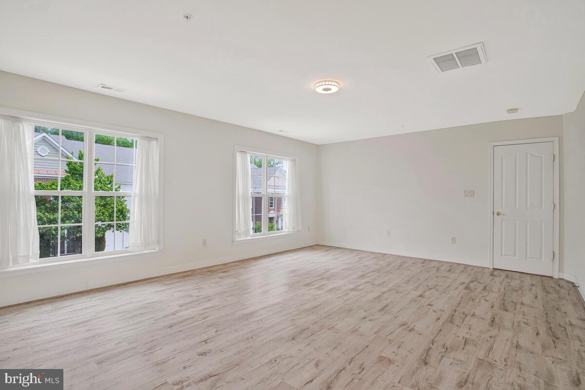 SNOWDEN OVERLOOK - Residential