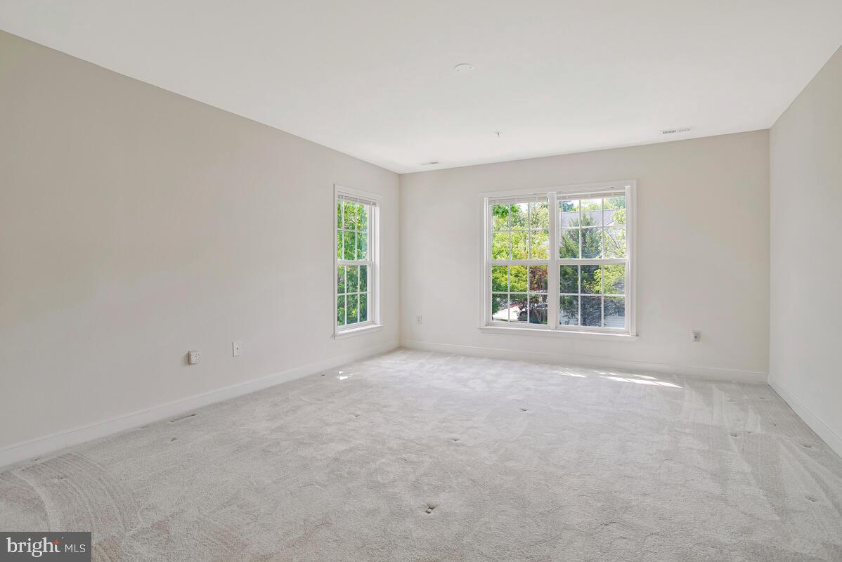 SNOWDEN OVERLOOK - Residential