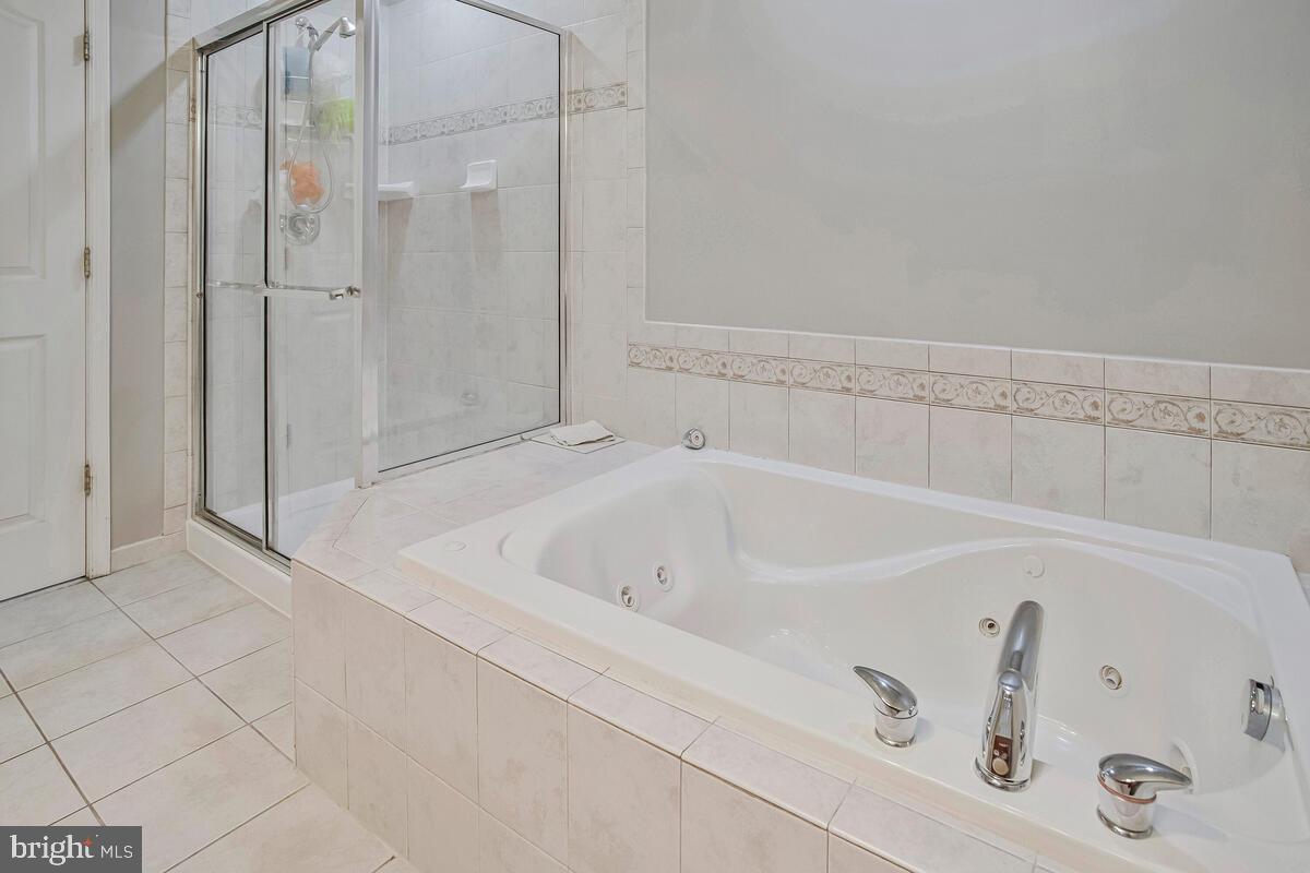 SNOWDEN OVERLOOK - Residential