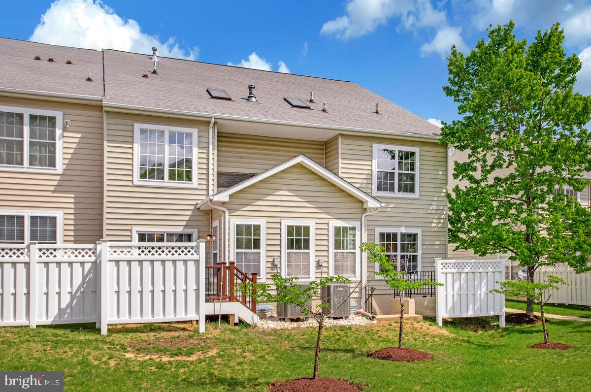 SNOWDEN OVERLOOK - Residential