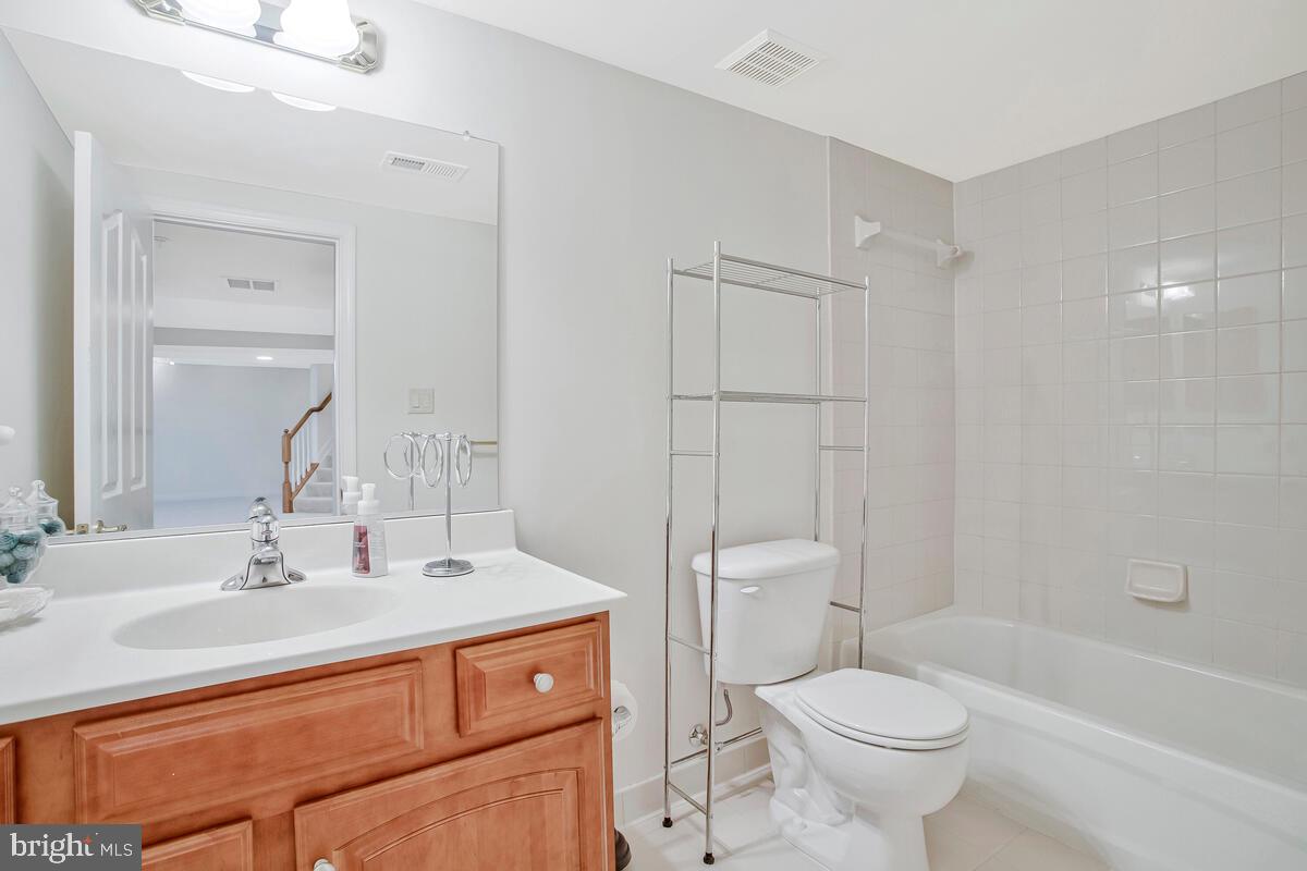 SNOWDEN OVERLOOK - Residential