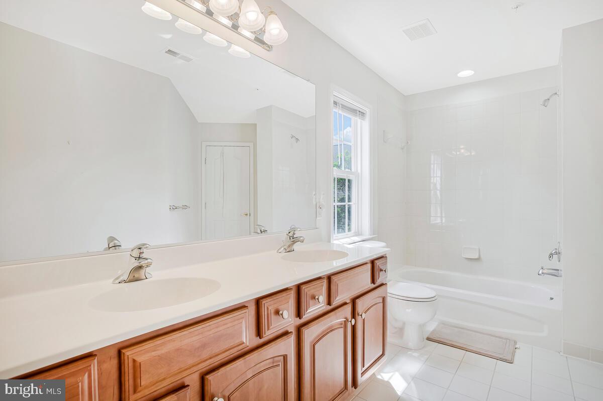 SNOWDEN OVERLOOK - Residential