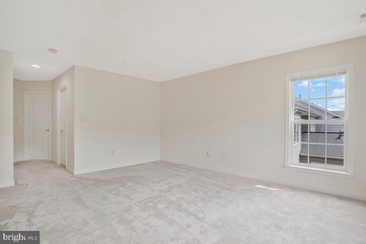 SNOWDEN OVERLOOK - Residential