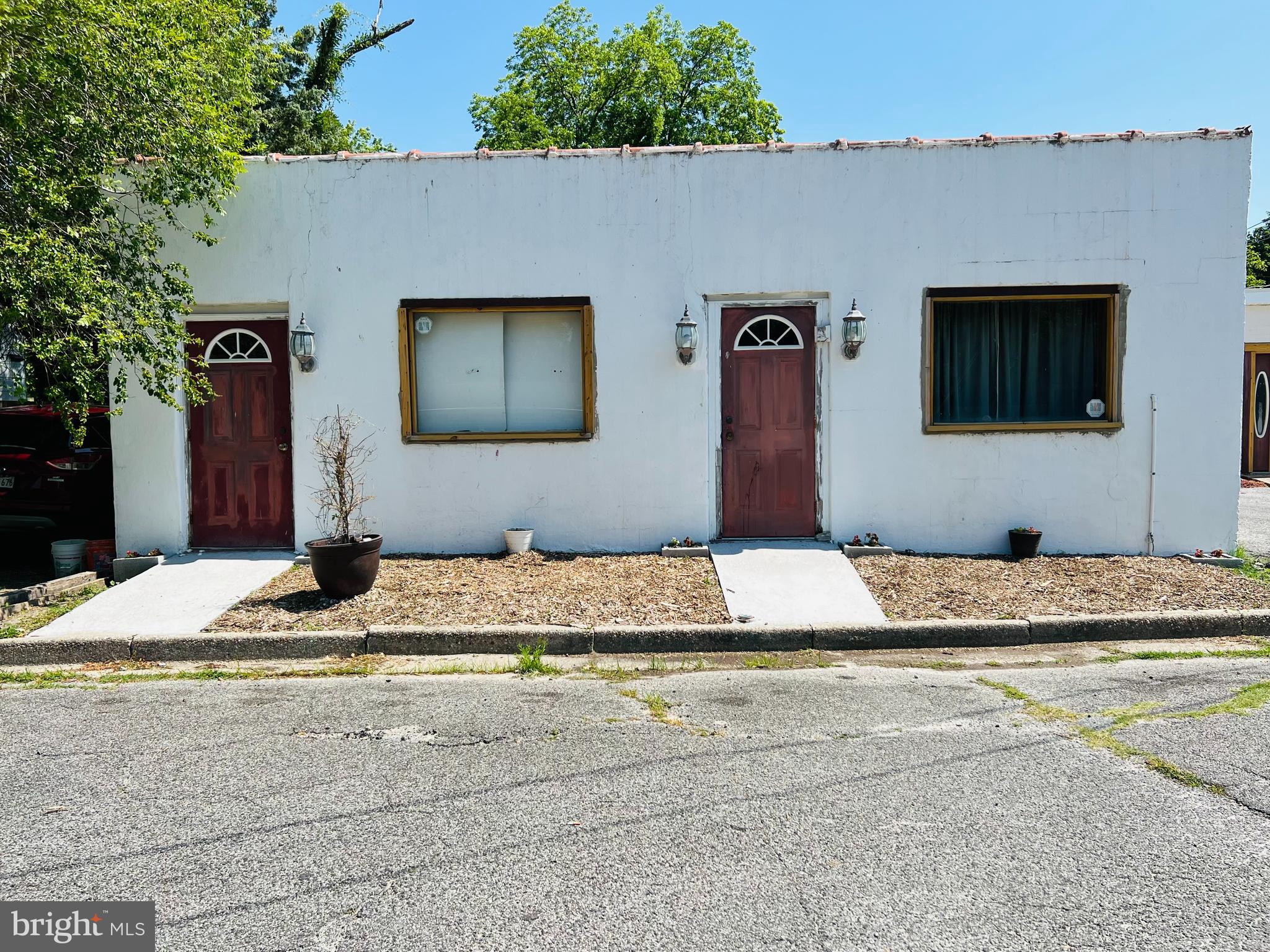 700 N DIVISION STREET