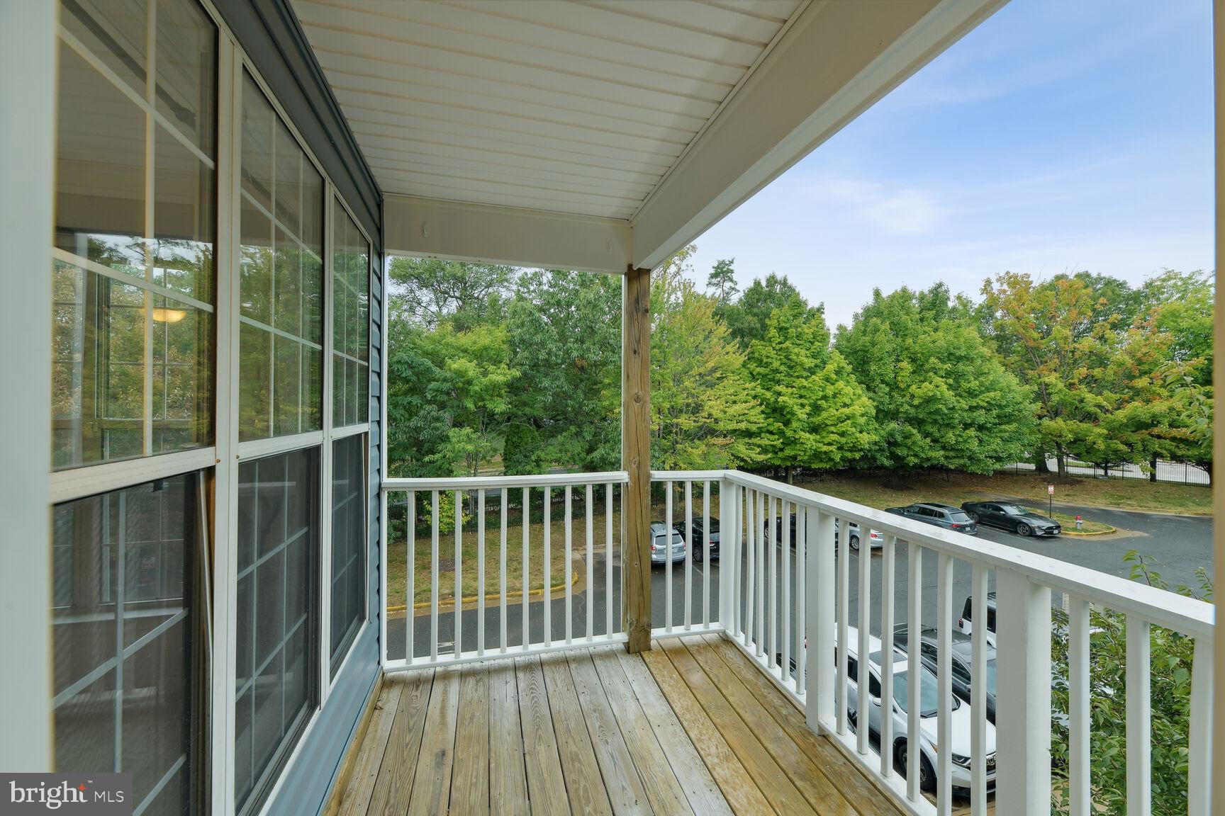 VILLAGES AT FALLS CHURCH - Residential Lease