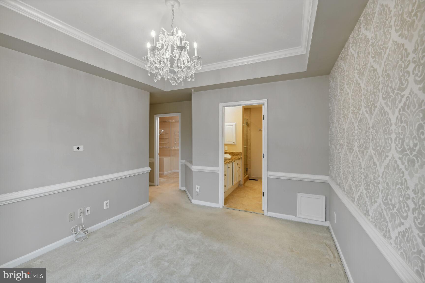 VILLAGES AT FALLS CHURCH - Residential Lease