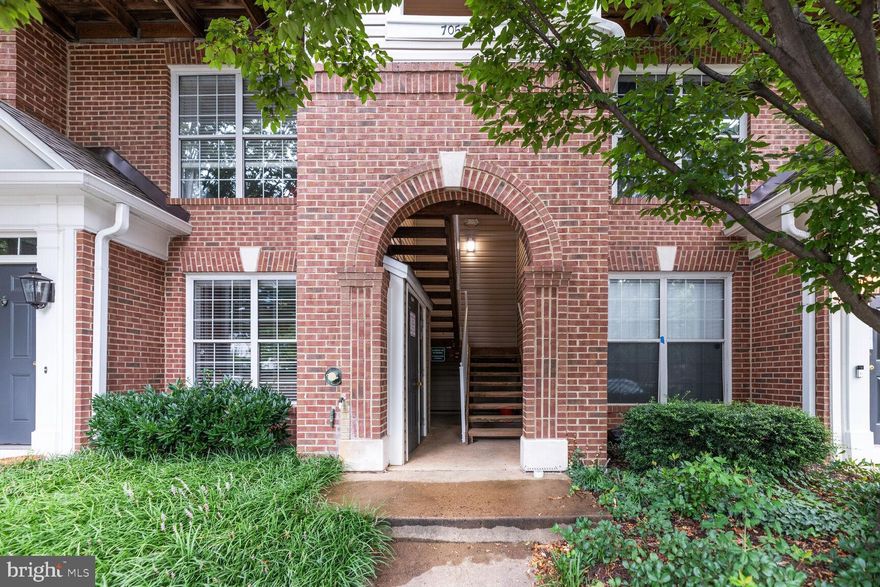 Wonderful, bright, spacious 2br/2.5ba condo steps from West Falls Metro on the Orange line!! Two-level top floor corner unit. Nobody above you! Two master bedrooms with their own bath on upper level, half bath on main level.  Tastefully decorated, updated kitchen and bathrooms!
Walk to grocery stores and dining - short walk to West Falls Metro!
Minutes to I-66, I-495,  267, IAD, DCA, Washington DC, museums!!!
Available 06/01/2025 or later.
Sorry - pets not permitted.
1 assigned spot. Association allows 2nd car to be parked on a first come first served basis on site.
App fee is $50. NONREFUNDABLE. All adults must apply and be on the lease.