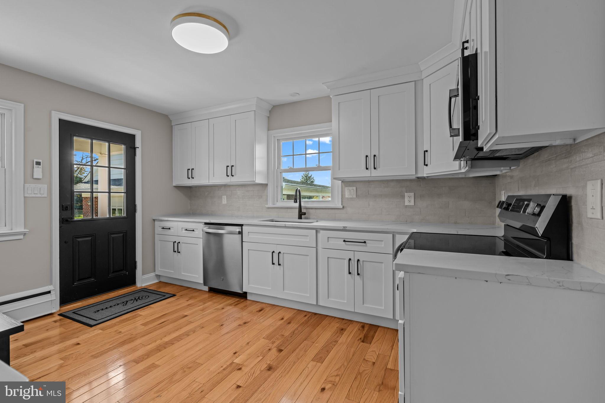 000 - Residential Lease