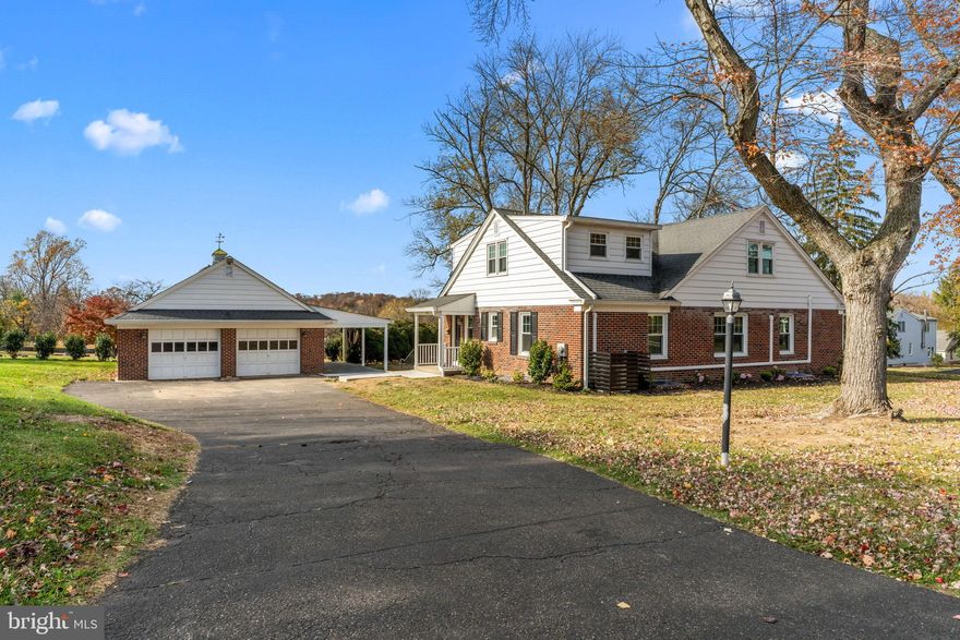 With complete walkability to everything in Newtown, this home offers a brand new renovated kitchen and primary bathroom, and a totally renovated basement.  This cape cod has 4-beds, 3 full baths, 2 private offices, a huge finished basement and a sweet yard, with ready made garden and stunning sunset skies.  This home offers a perfect blend of comfort, style, and convenience. Ideally located just minutes from Tyler State Park and situated in Council Rock schools,  this home provides a peaceful retreat with easy access to shopping, dining, and recreational activities.
The heart of the home is its stunning updated kitchen, featuring modern finishes, stainless steel appliances, quartz countertops, and plenty of cabinet space.  Adjacent to the kitchen is a dining area and a spacious living room and large front family room. To complete the first level is a newly renovated bath with walk in shower and 3 large rooms, 2 of which could be bedrooms and the 3rd a first-floor office. Upstairs you will find 3 more rooms, that can be used to your preference and a full bath. The home is equipped with  mini splits that provide heat and air conditioning making energy effective and efficient. There is also a backup radiant system for the water, and to keep it toasty on chilly nights.
There is a huge, finished basement with a full bath and laundry facilities that includes a backup fridge. Outside, the private backyard provides a place for alfresco dining and gorgeous sunset skies. With its prime location, you'll have easy access to walking trails, picnic areas, and scenic views. Plus being within walking distance to Newtown Borough means you'll enjoy the convenience of local shops, restaurants, and community events. With its updated features, spacious layout, and exceptional location, this home is a true gem in one of Bucks County's most sought-after areas. Don't miss the opportunity!