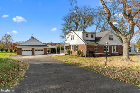 114 Frost Lane, Newtown, PA MLS: PABU2109158