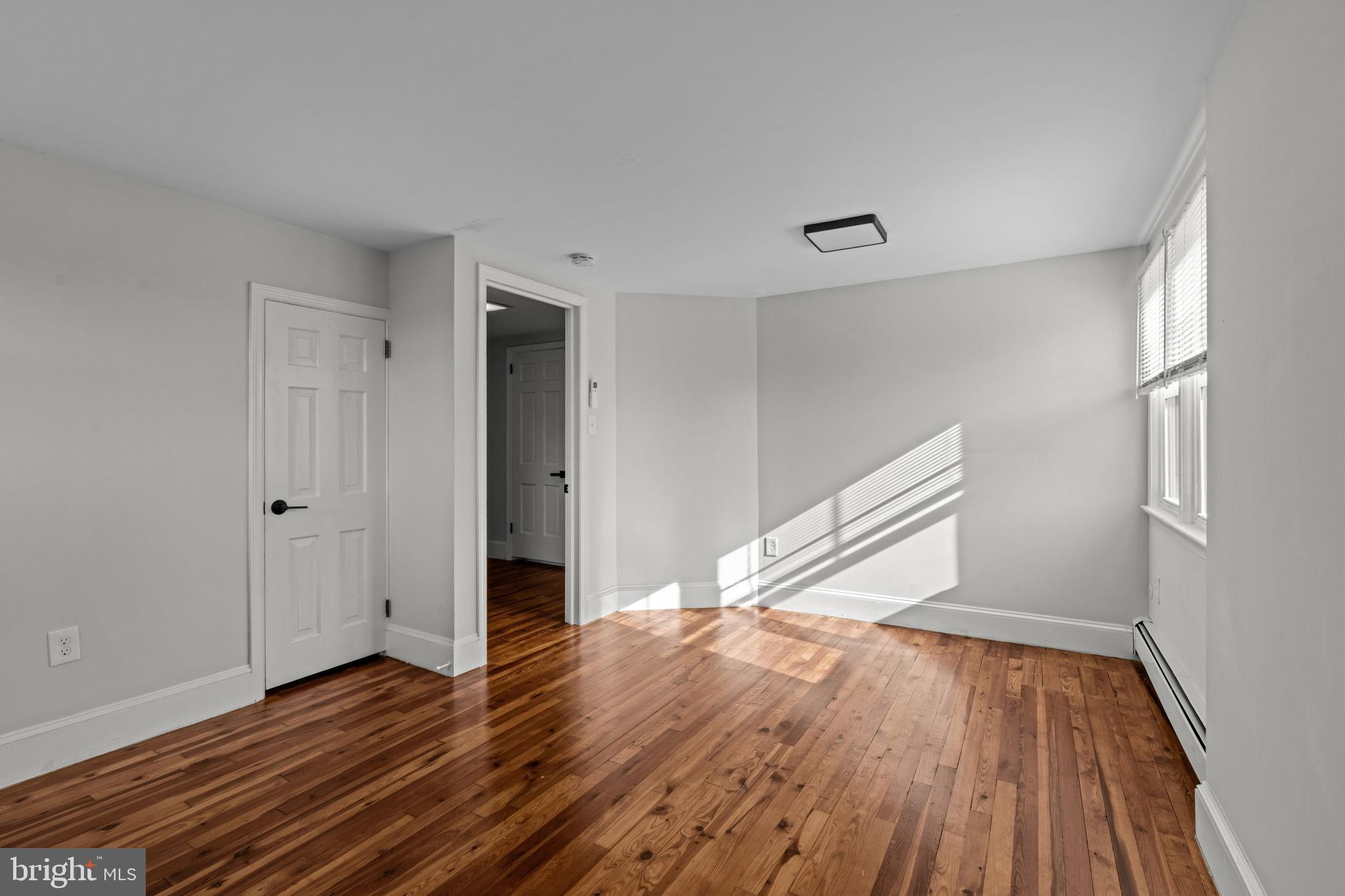 000 - Residential Lease