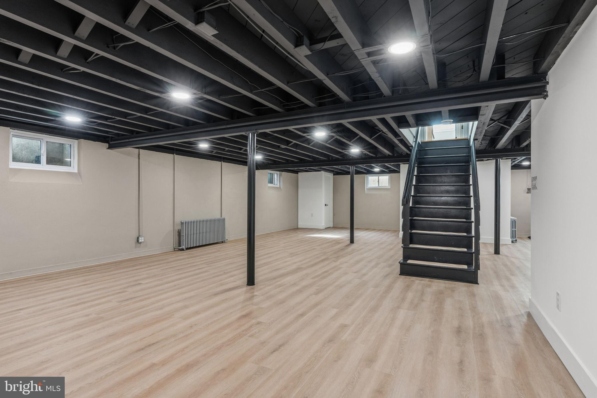 000 - Residential Lease