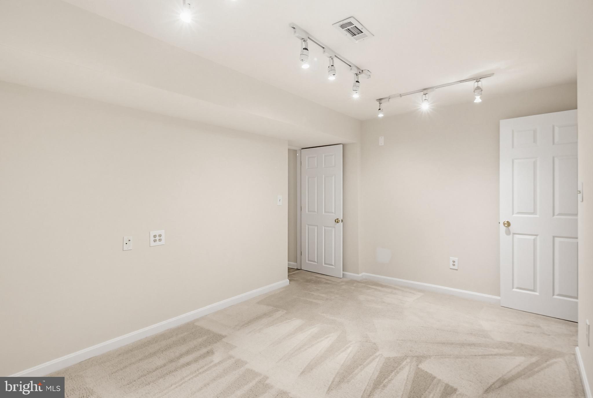 PATUXENT SPRINGS - Residential