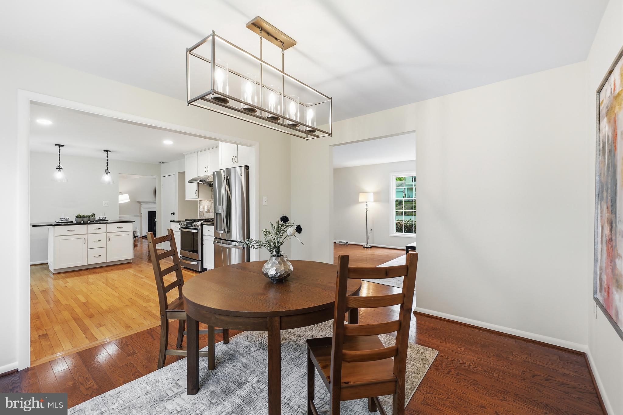 RESTON - Residential