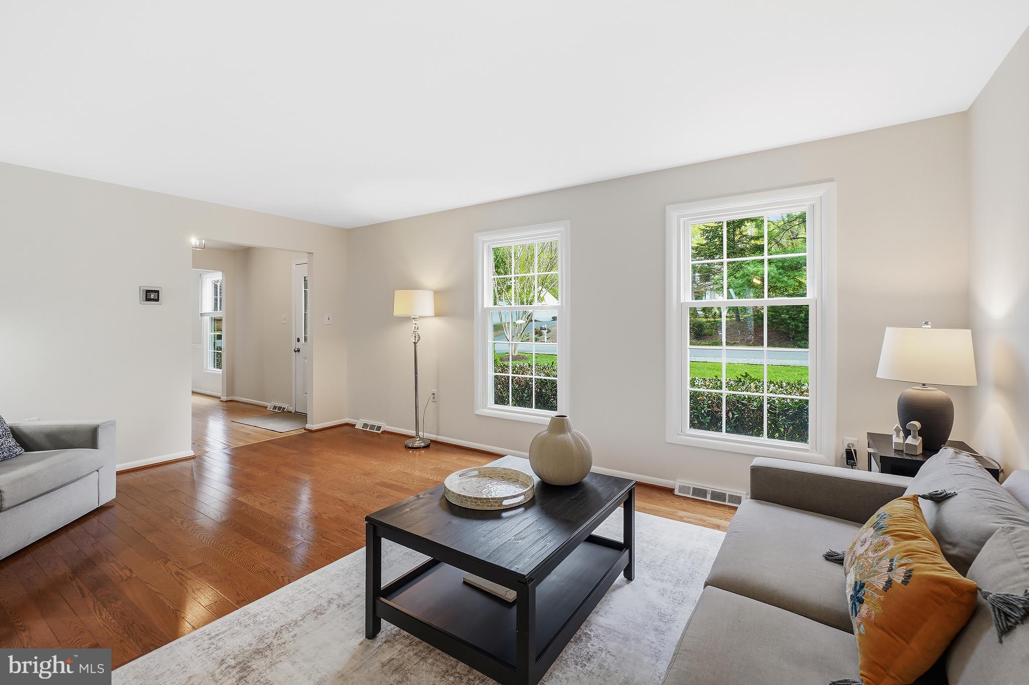 RESTON - Residential