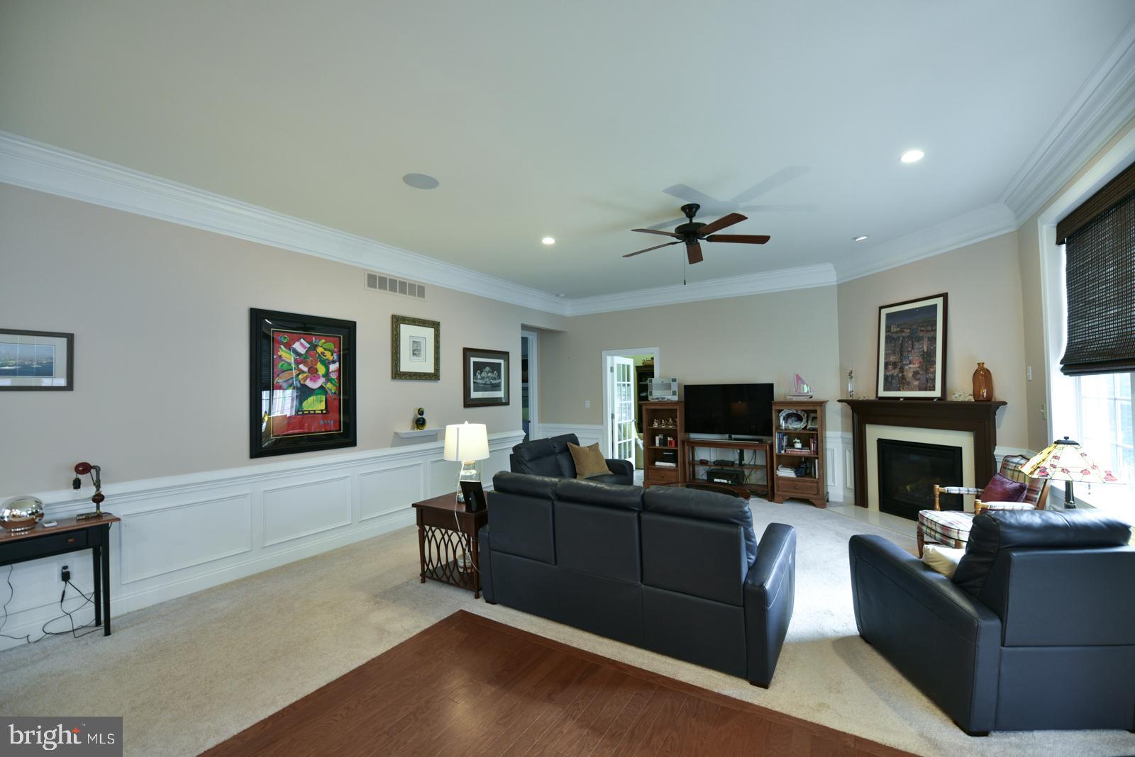 MEADOW GLEN - Residential