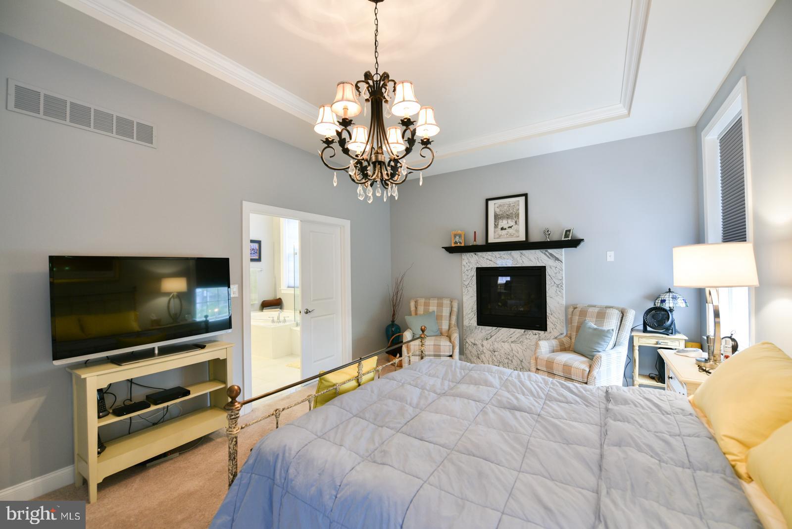 MEADOW GLEN - Residential