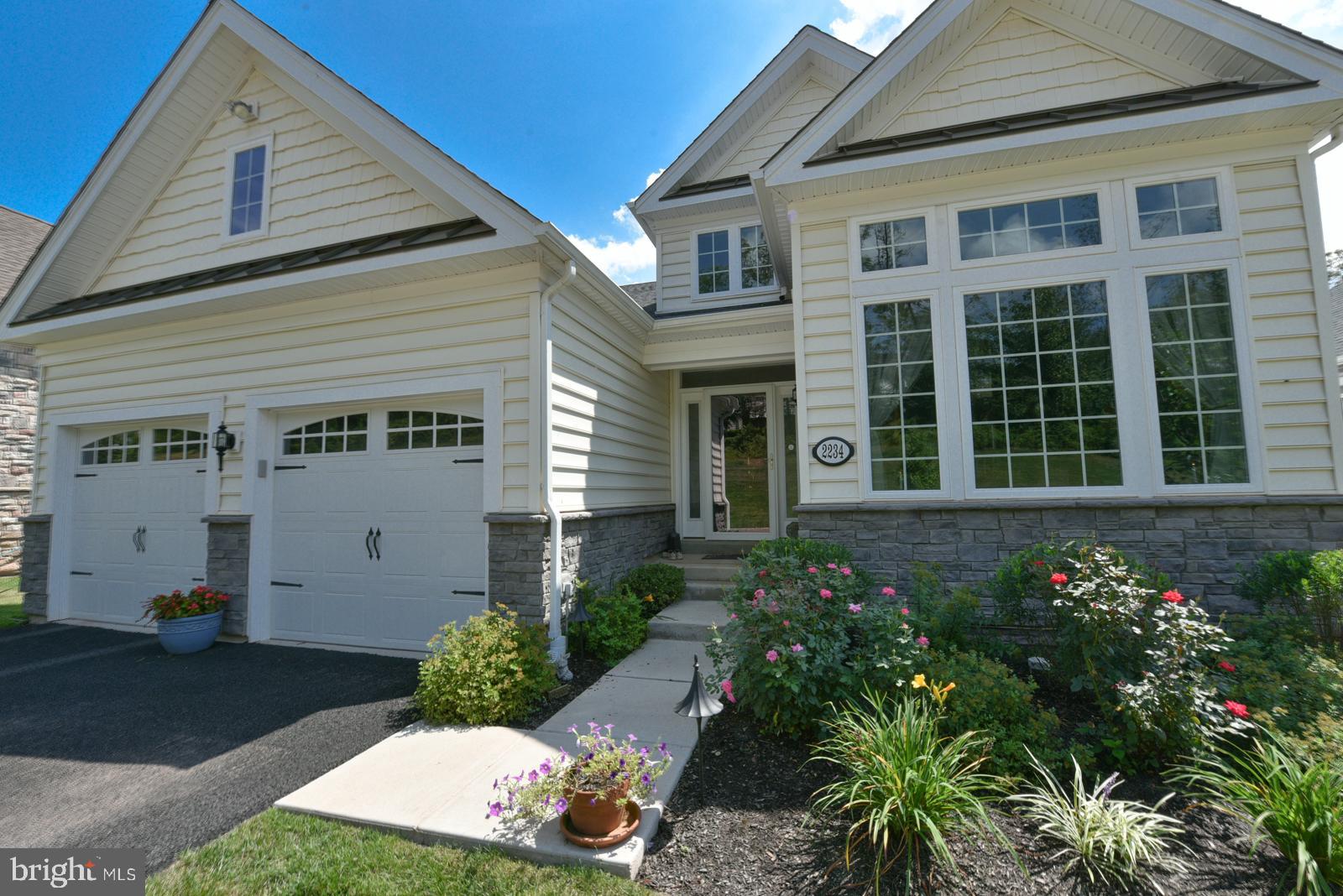 MEADOW GLEN - Residential