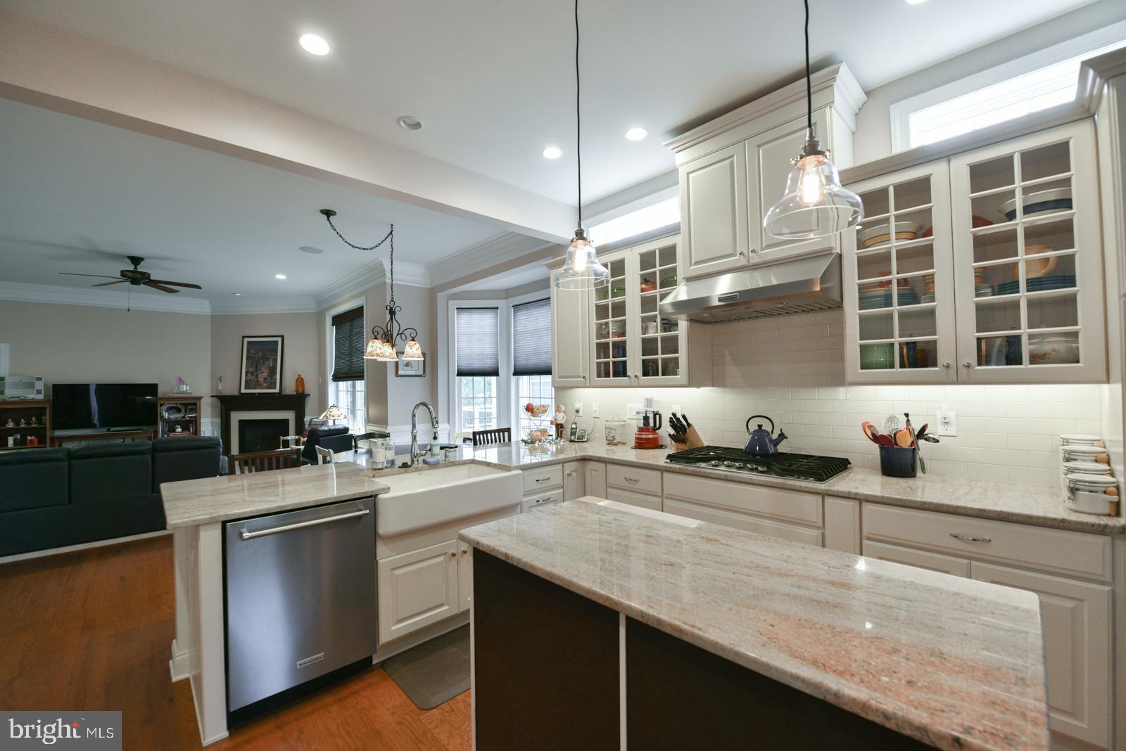 MEADOW GLEN - Residential