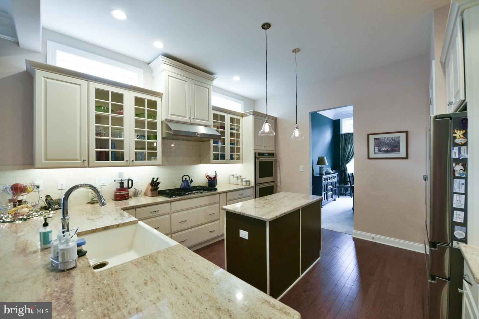 MEADOW GLEN - Residential