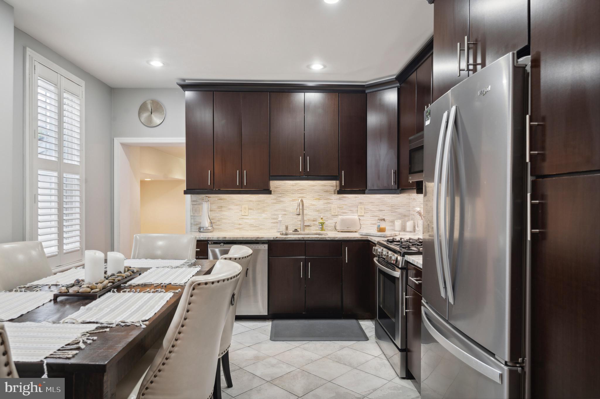 WHITMAN - Residential
