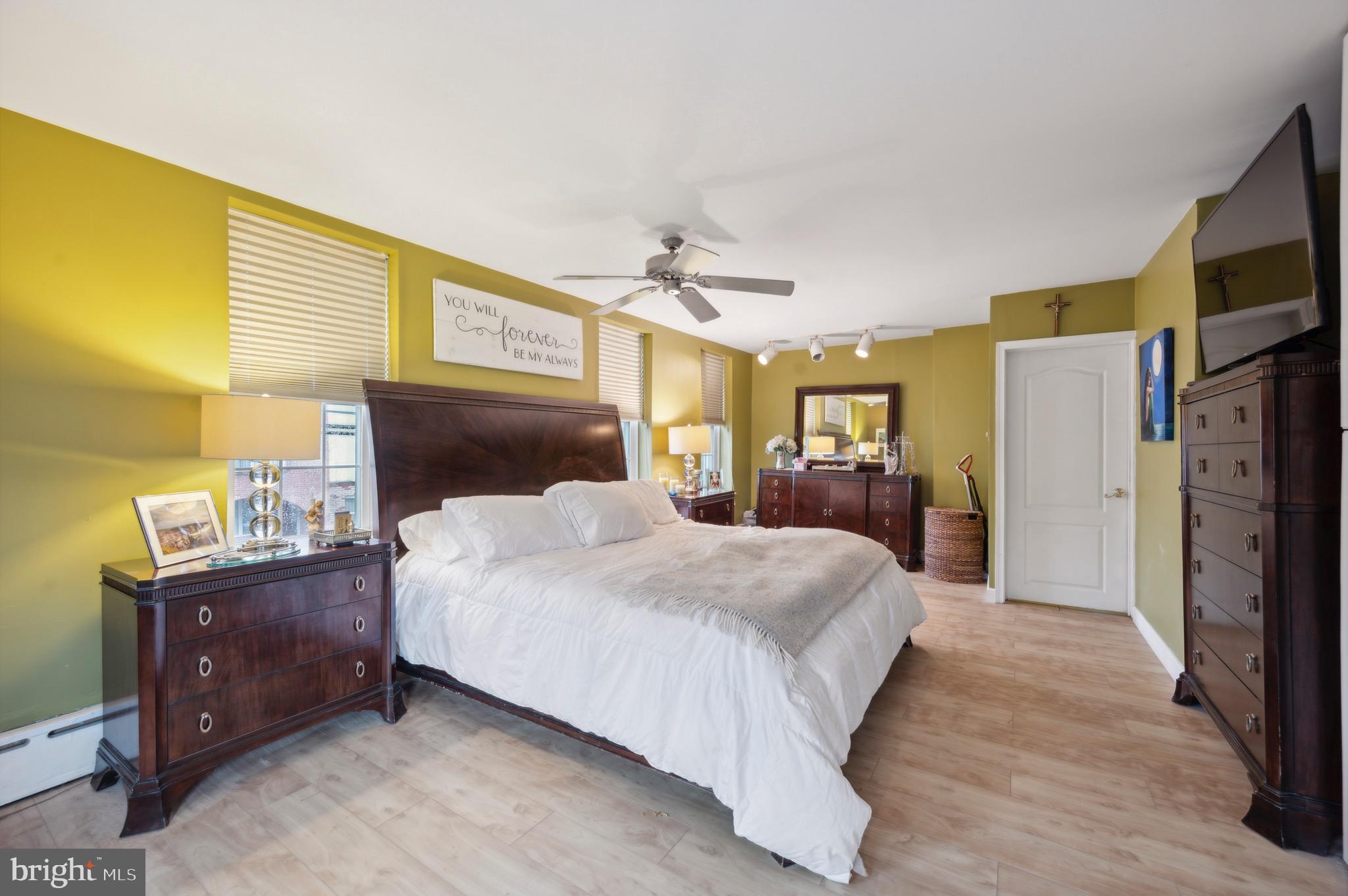 WHITMAN - Residential