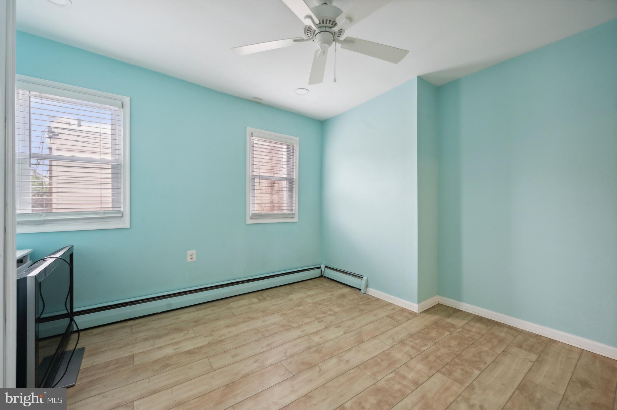 WHITMAN - Residential
