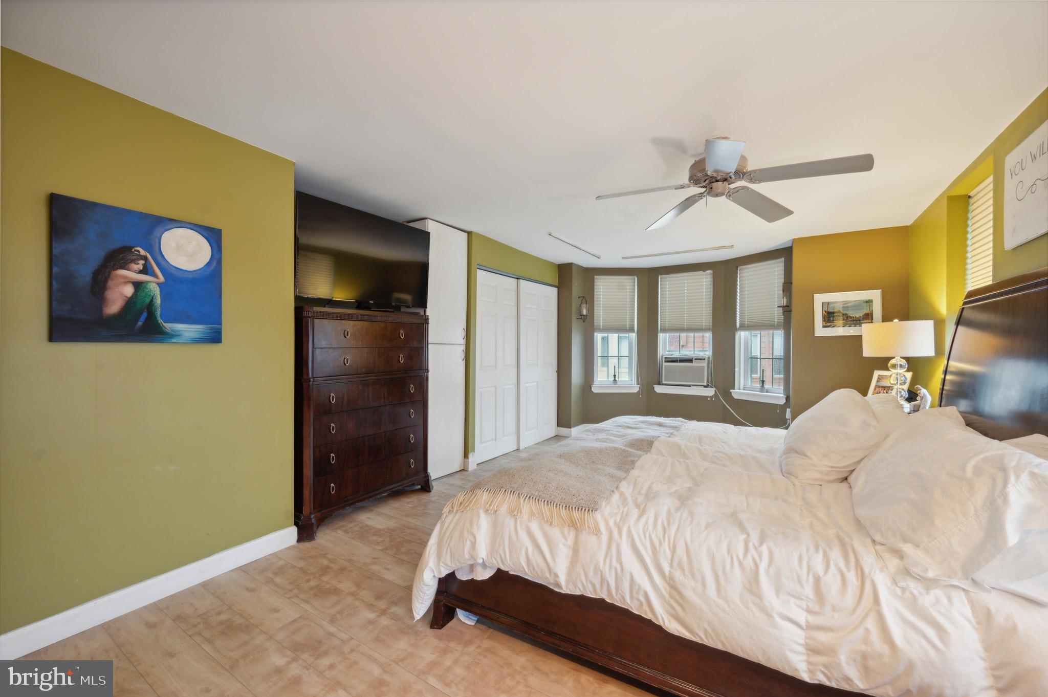 WHITMAN - Residential