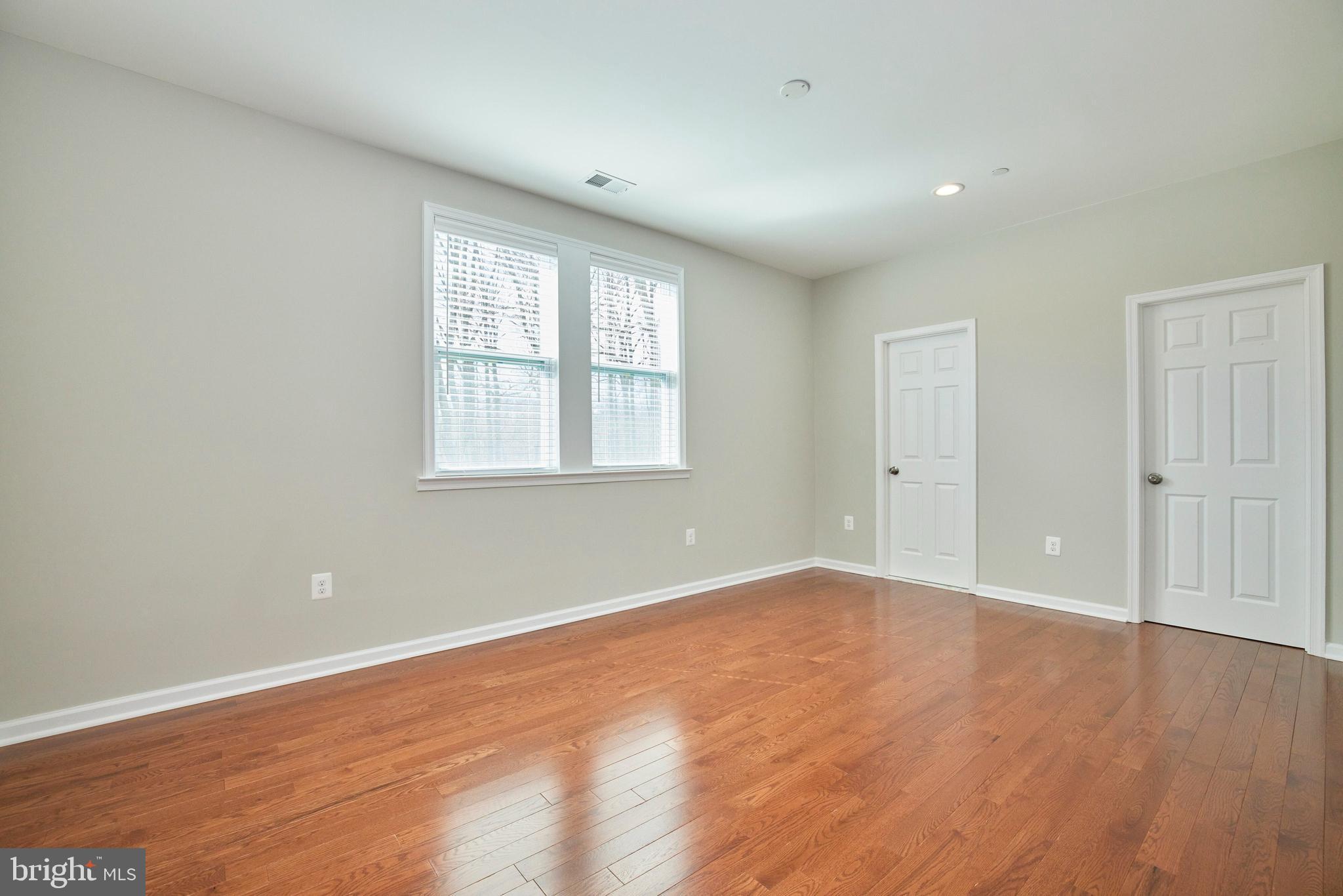 WHEATON OUT RES. (2) - Residential