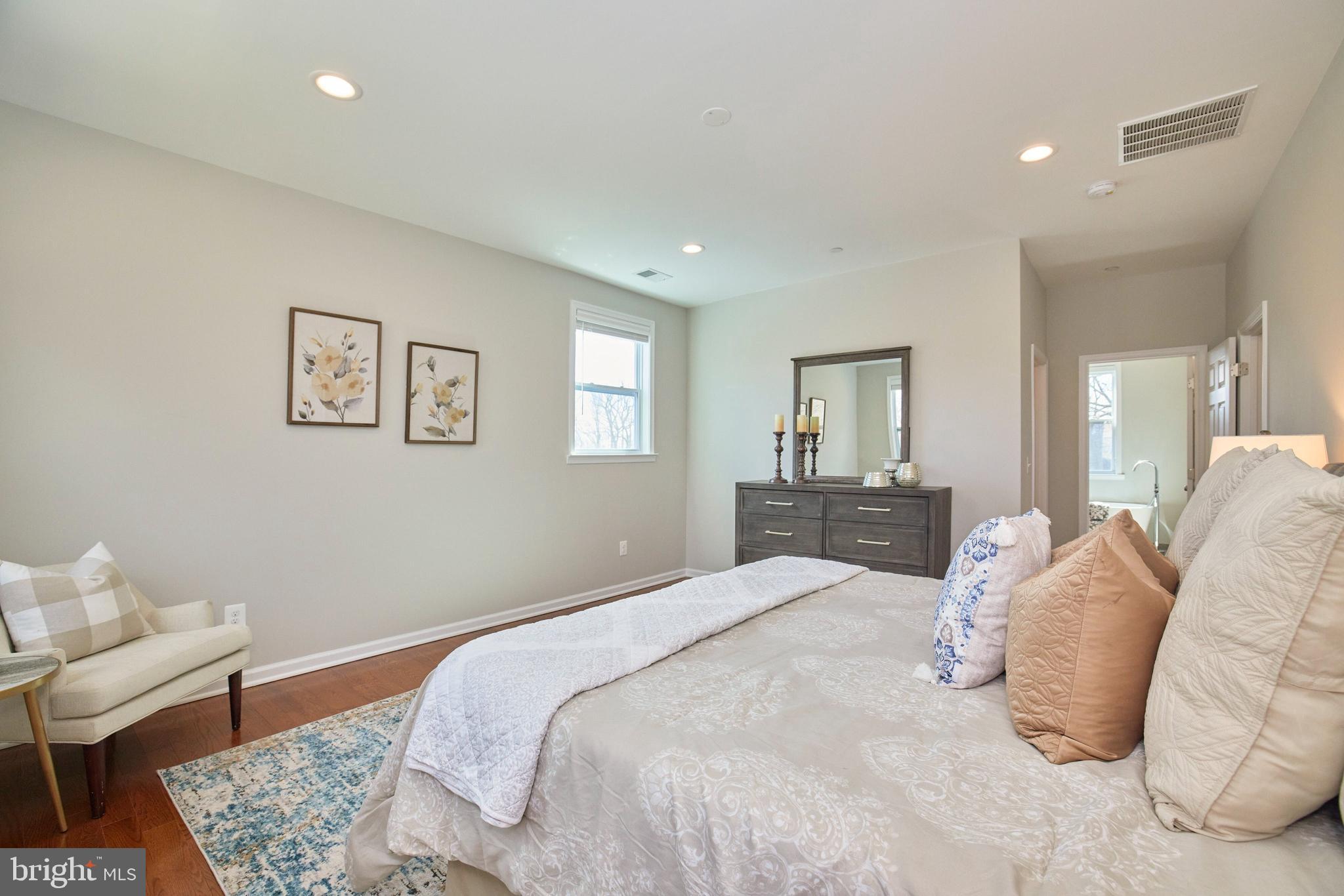 WHEATON OUT RES. (2) - Residential