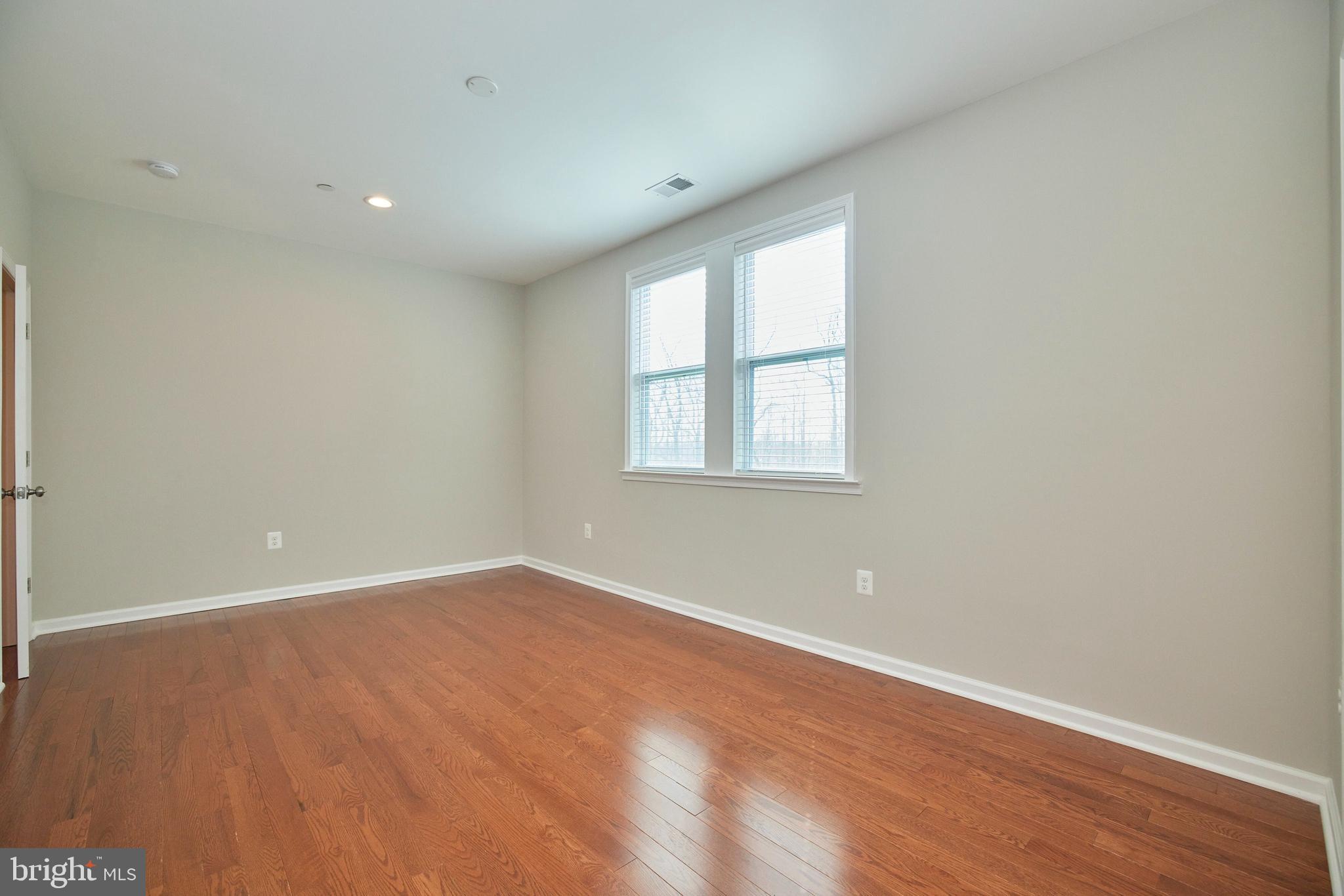 WHEATON OUT RES. (2) - Residential